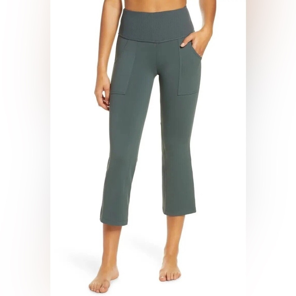 Zella Live In High Waist Crop Kick Flare Leggings Sage S